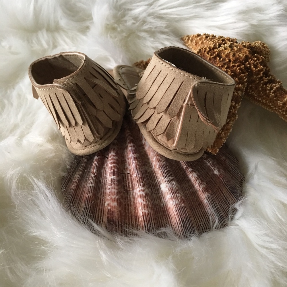 Trimfoot Co | Baby Moccasin Fringe Sandals | Sz 2 - Picture 3 of 6